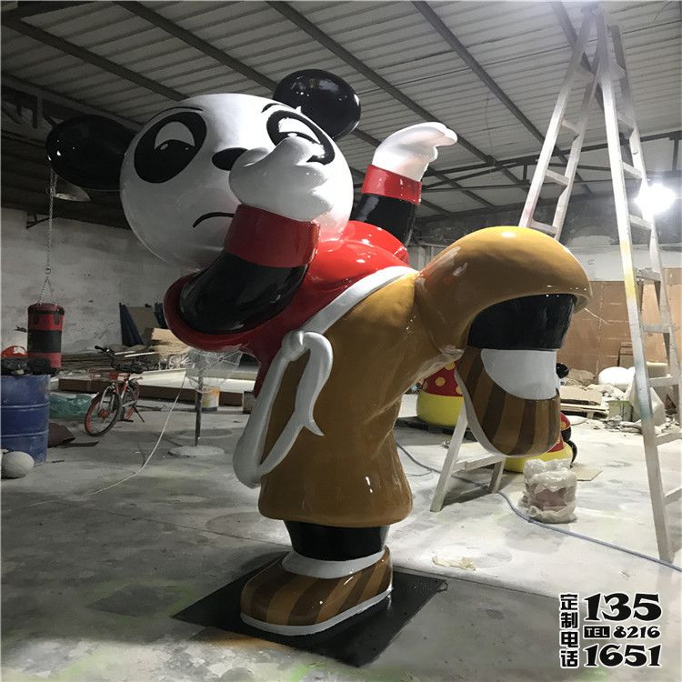 儿童游乐场摆放玻璃钢卡通功夫熊猫雕塑 儿童游乐场摆放玻璃钢卡通功夫熊猫雕塑