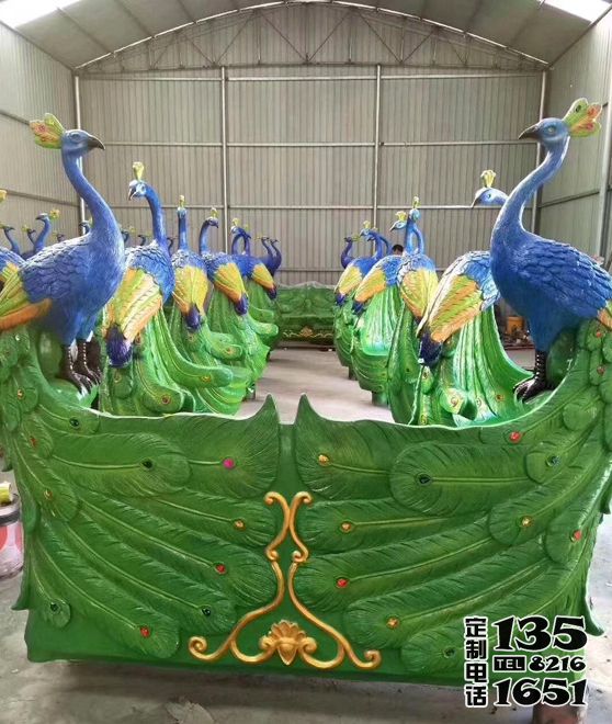 景区大型仿真玻璃钢彩绘孔雀雕塑 景区大型仿真玻璃钢彩绘孔雀雕塑