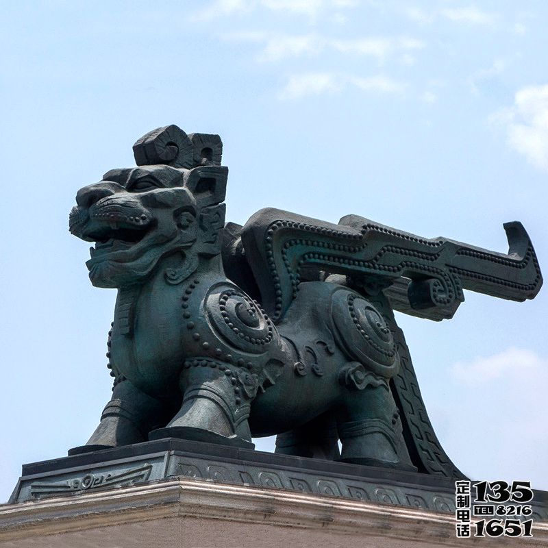 户外摆放的大型玻璃钢仿铜创意獬豸雕塑 户外摆放的大型玻璃钢仿铜创意獬豸雕塑