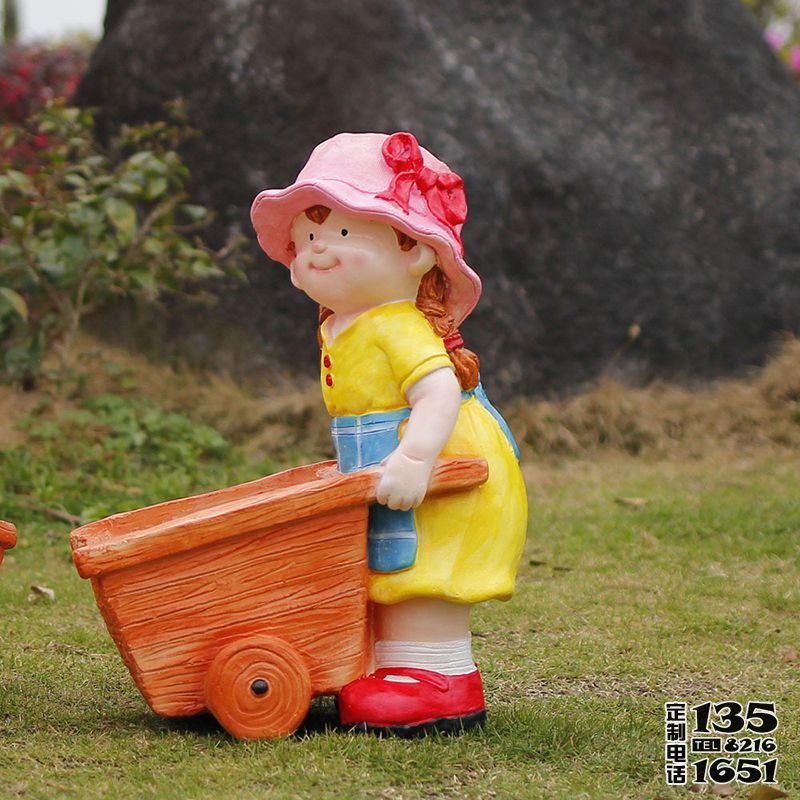 玻璃钢彩绘卡通娃娃花盆雕塑 玻璃钢彩绘卡通娃娃花盆雕塑
